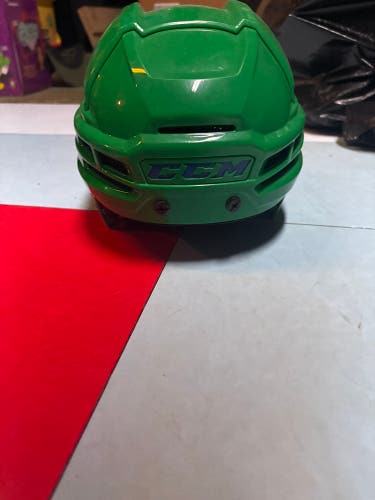 Medium CCM Super Tacks X Helmet (New)