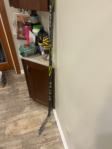 Senior CCM Super Tacks AS4 Right Handed Hockey Stick P28 85 Flex (Used)