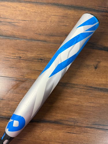 DeMarini CF Zen 30/19(-11) Fastpitch Softball Bat