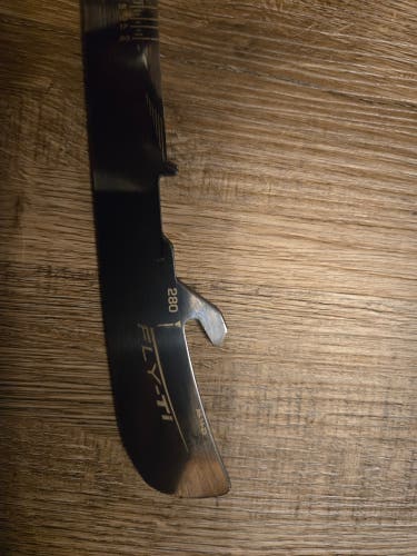 Barely Used Bauer Fly-Ti 280 mm