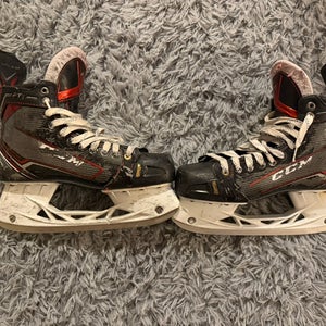 2017 CCM JetSpeed FT1 Hockey Skates 9 (Used)