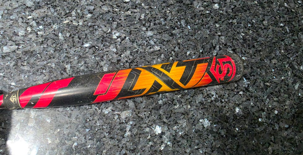 2022 Louisville Slugger LXT Composite Bat (-10) 23 oz 33" (Used)