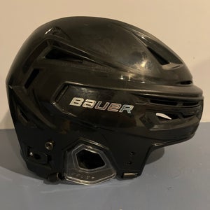 Large Bauer Re-Akt 155 Helmet (Used)