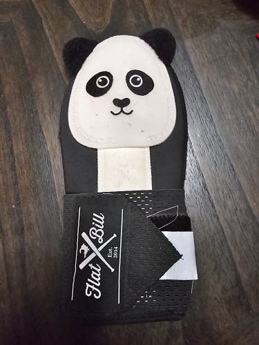 FLAT BILL PANDA MITT