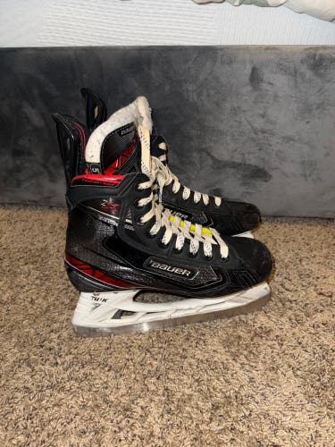 2019 Bauer Vapor 2X Hockey Skates Regular Width Size 6 (Used)
