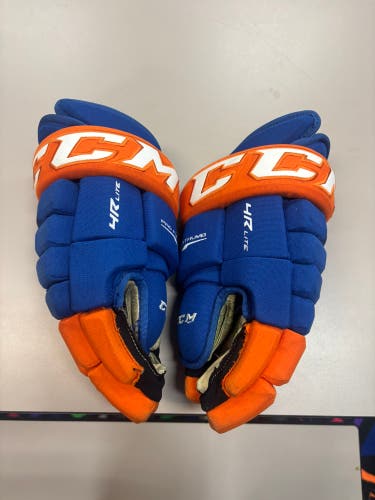 CCM Tacks 4 Roll Gloves 14" Pro Stock (Used)