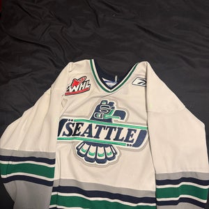 Seattle Thunder birds jersey adult small
