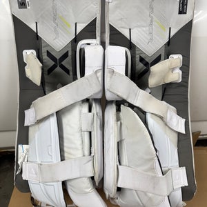 Small Bauer Vapor X5 Pro Goalie Leg Pads (Used)