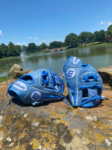 2020 Wilson A2000 Autism Speaks 1786 11.5 Infield Baseball Glove (NWT)