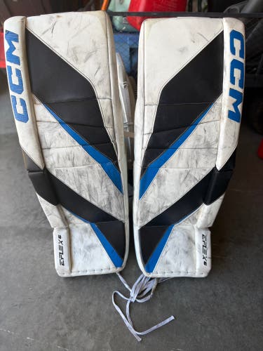 33" 2023 CCM EFlex 6 Regular Goalie Full Set (Used)