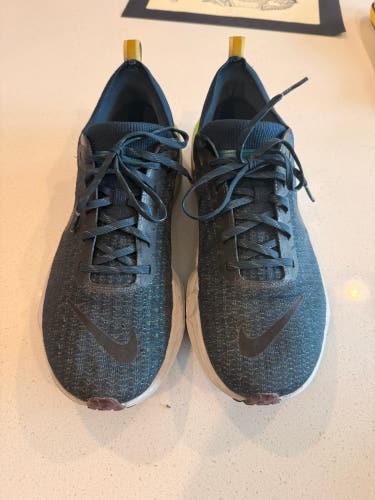 Men's Size M 12.0 (W 13.0) Adult Nike ZoomX Invincible Run Shoes (Used)