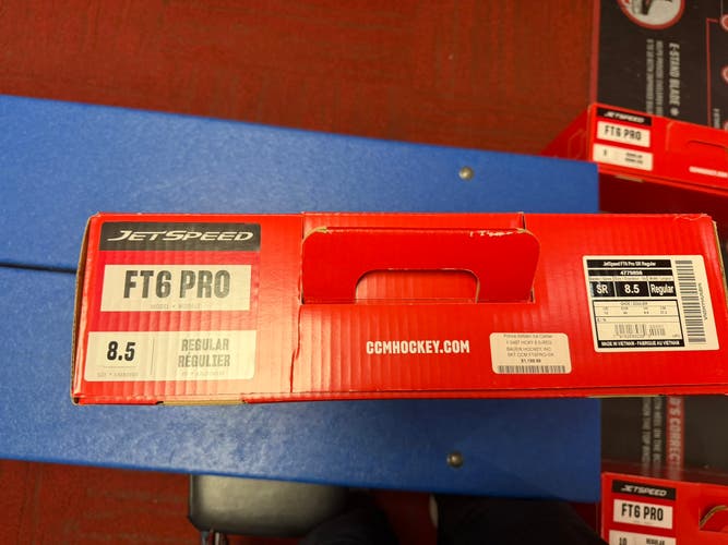 *BRAND NEW- PROSHOP SALE* CCM JetSpeed FT6 Pro Hockey Skates SIZE 8.5 (New)