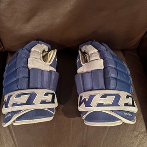 CCM Tacks 4 Roll Gloves 14" (Used)