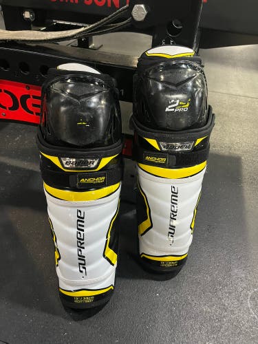 Senior Bauer Supreme 2S Pro 13" Shin Pads (Used)