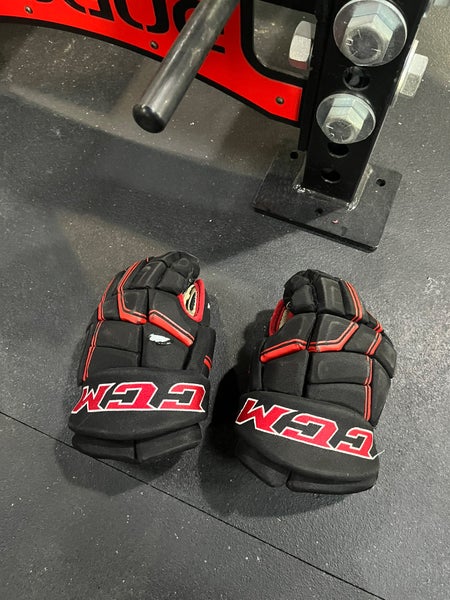 CCM HGQL Gloves 13" St. Cloud State Pro Stock