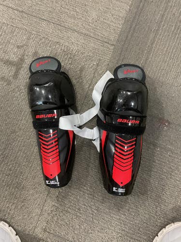 Used Bauer LIL SPORT Youth Shin Guards Black 8" 11614-S000233025