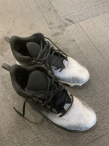 Used Under Armour Adult FB Cleats Black Senior 10 11614-S000233011