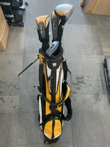 Used Walter Hagen HAGEN JR SERIES III 7 PC SET Jr Package Set RH Yellow 7 Piece 11614-S000232968