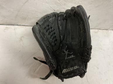 Used Mizuno Finch GPP 1154 RH Throw Fastpitch Gloves Black And Pink 11 1/2" 11855-S000200621