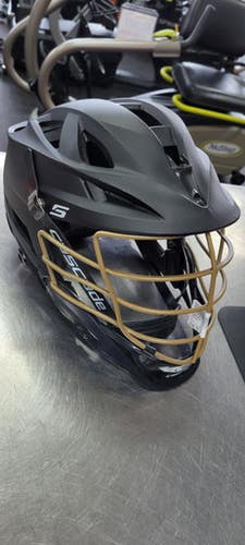 Used Cascade S BLACK MATTE Lacrosse Helmet Black One Size 11497-S000156530