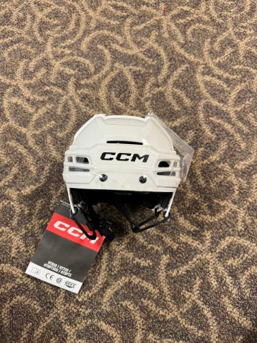 Medium CCM Tacks 720 Helmet (New)