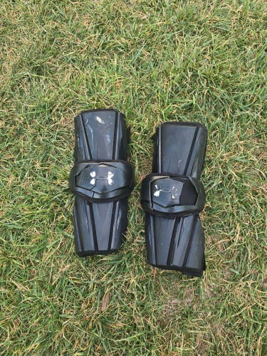 Under Armour Revenant Arm Guards XL