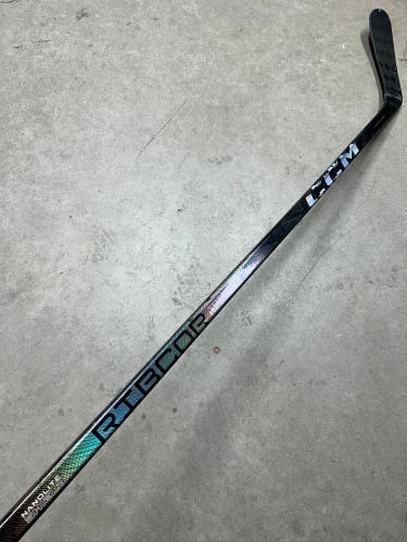 50 Flex P92 Senior CCM Trigger 8 Pro Left Hand Hockey Stick Pro Stock (Used)
