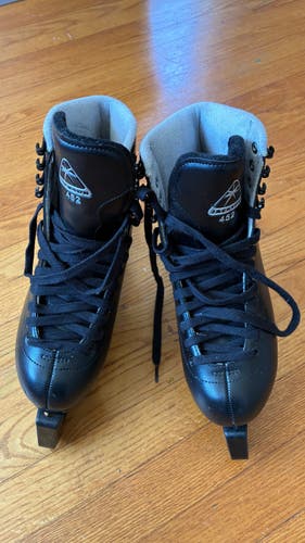 Jackson Ultima Figure Skatesu B Adult 7 (Used)