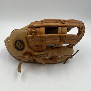 Wilson A9810 13” Outfield Softball Baseball Glove