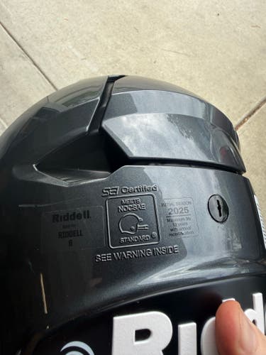 Adult Extra Large Riddell Axiom Helmet (New)