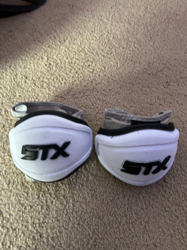 Medium Adult STX Cell VI Arm Pads (New)