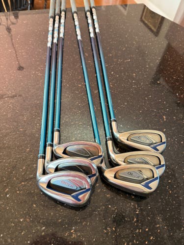 Women's 2022 XXIO 12 Right Handed Iron Set Ladies Flex (6 Clubs) #7 - #9, PW, GW, SW Graphite Shaft