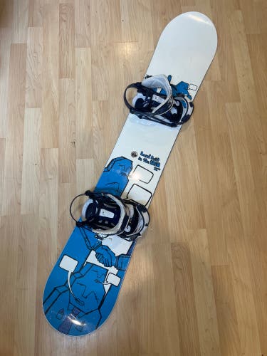 Men's 155cm GNU Danny Kass "Fill In The Blanks" Snowboard | Ride Team Bindings (Used)