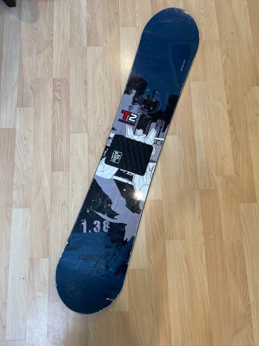 2010 Kid's 138cm Crazy Creek T2 Crypto Series Snowboard | Without Bindings (Used)