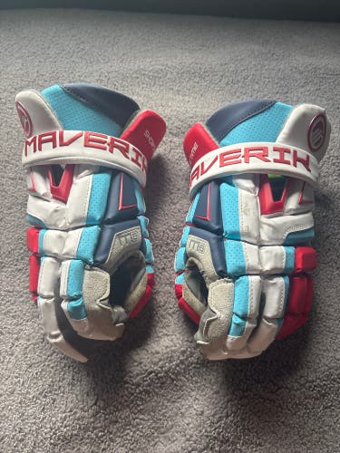 Maverik M6 Lacrosse Gloves like new