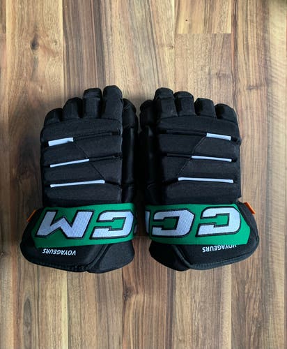 CCM Tacks 4 Roll Gloves 14" Pro Stock (Used)