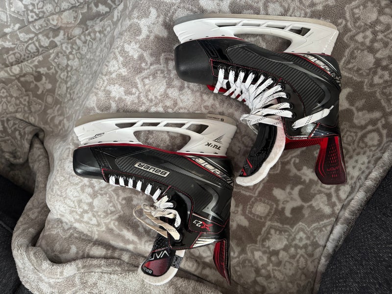 Black Bauer Vapor X2.7 Hockey Skates Extra Wide Width 12 (Used)