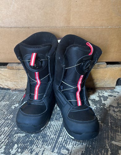 Kid's Size 2 K2 Mini Turbo Snowboard Boots (Used)
