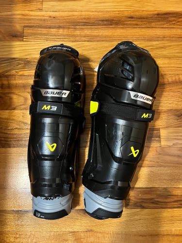 Intermediate Bauer Supreme M3 14" Shin Pads (New)