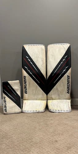 35" Bauer Hyperlite Goalie Leg Pads & blocker Pro Stock (Used)