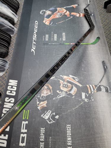 W03 | 80 Flex NEW! Senior Warrior Covert QR6 Pro Left Hand NHL Hockey Stick Pro Stock