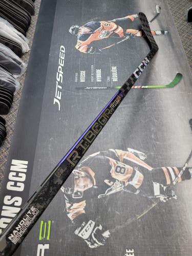 P90 | 80 Flex NEW! Senior CCM Ribcor Trigger 9 Pro Left Hand Hockey Stick NHL Pro Stock