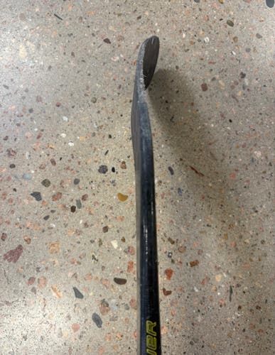 Junior Bauer Supreme 3S Right Handed Hockey Stick P29 50 Flex (Used)