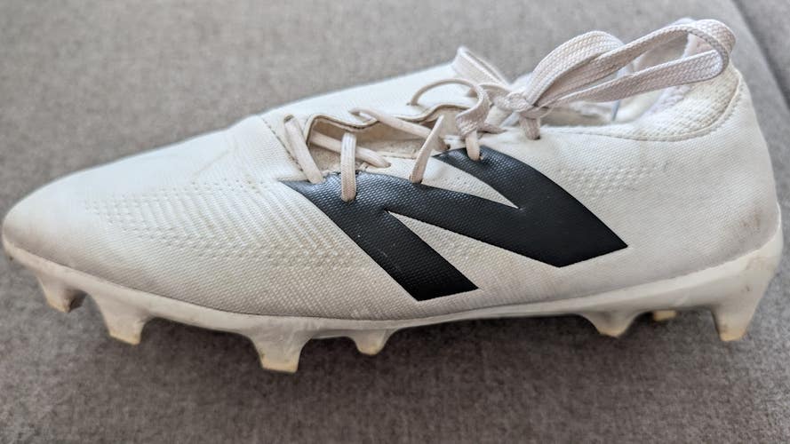 Men's Size M 6.0 (W 7.0) Adult New Balance FURON V7+ Low Top Molded Cleats (Used)