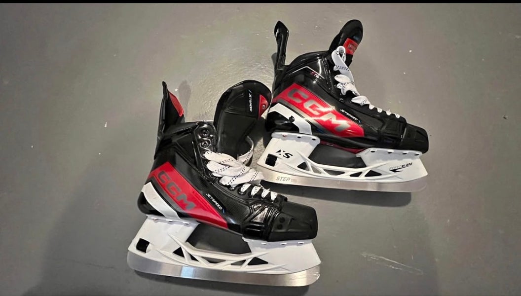 Red 2023 CCM JetSpeed FT6 Hockey Skates Regular Width 10 (New)