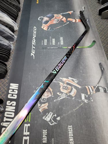 P46 | 87 Flex NEW! Senior Bauer Vapor Flylite Left Hand Hockey Stick NHL Pro Stock (New)