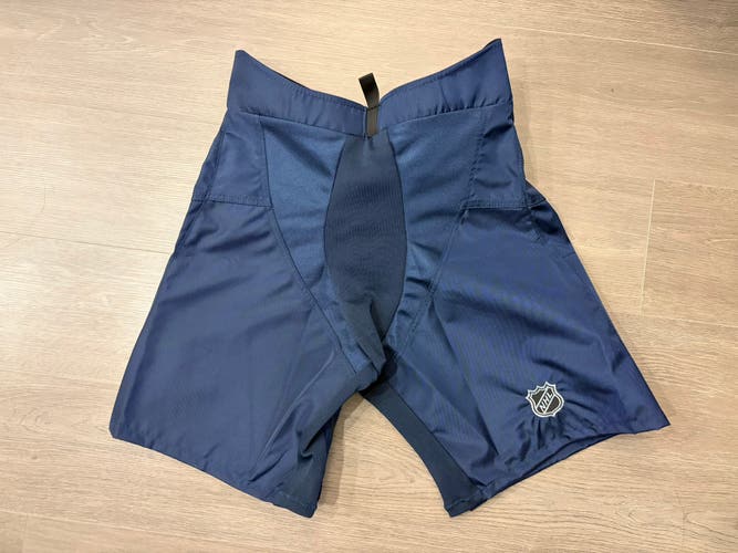 Warrior Covert QRE Pro Girdle/Pants shell Medium Plain Navy - Washington Capitals Pro Stock (New)