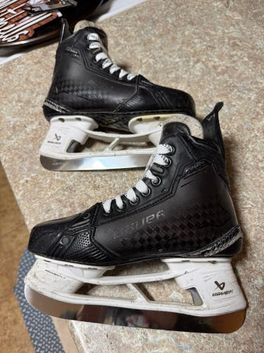 INT 4 FIT 1 Bauer Supreme Shadow Hockey Skates Narrow Width Size Sz four used
