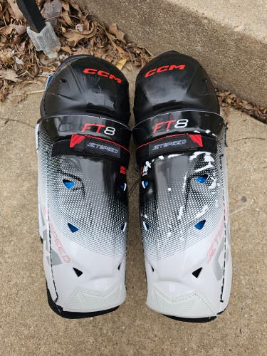 Senior CCM JetSpeed FT8 14" Shin Pads (Used)