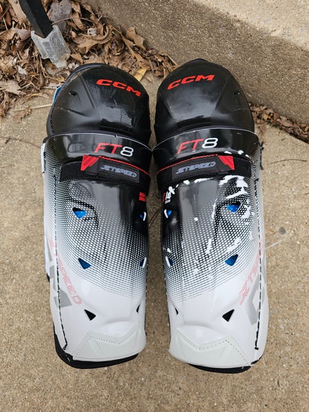 Senior CCM JetSpeed FT8 14" Shin Pads (Used)